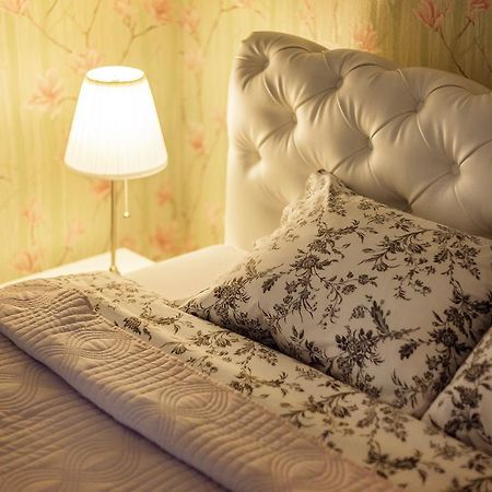 Apartment Gabriele In Old Town Вилнюс Екстериор снимка