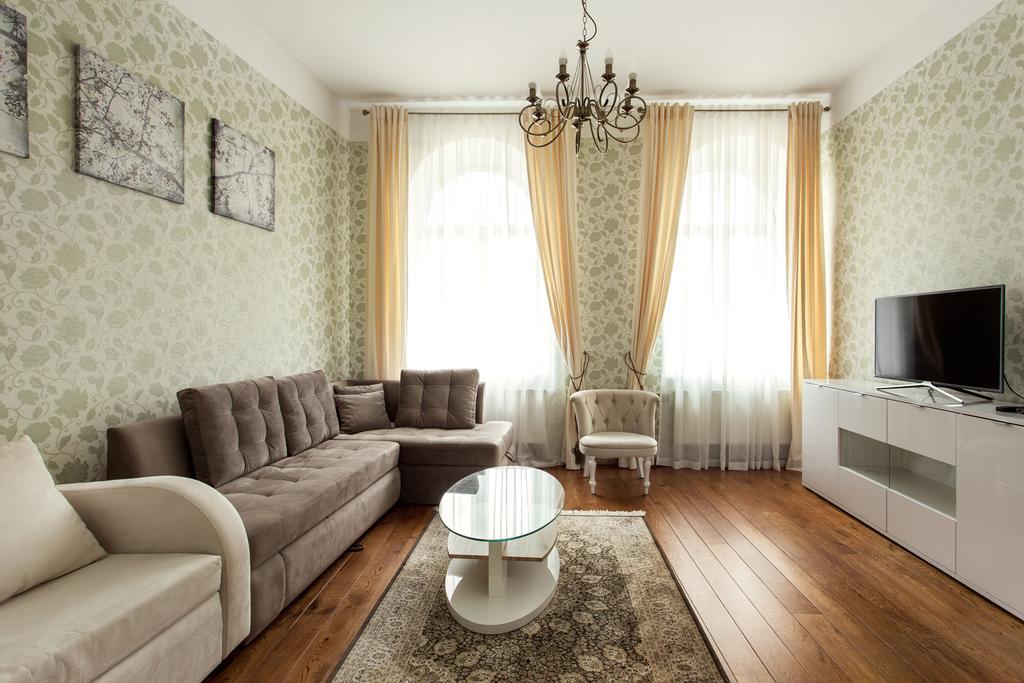 Apartment Gabriele In Old Town Вилнюс Екстериор снимка
